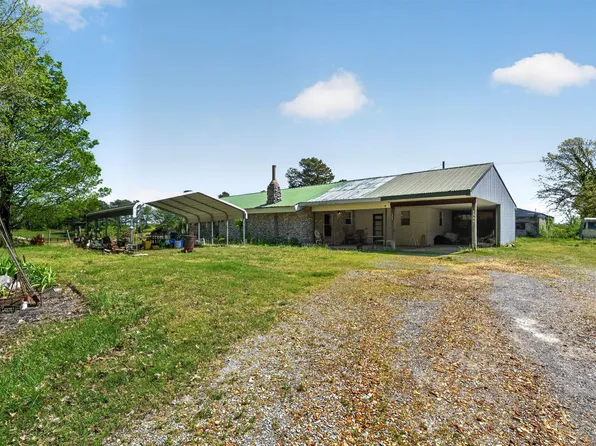 1549 Golo Rd, Mayfield, KY 42066