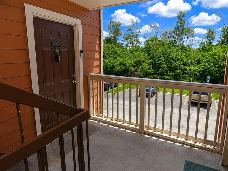 10200 Gandy Blvd N #1313 — Photo 4