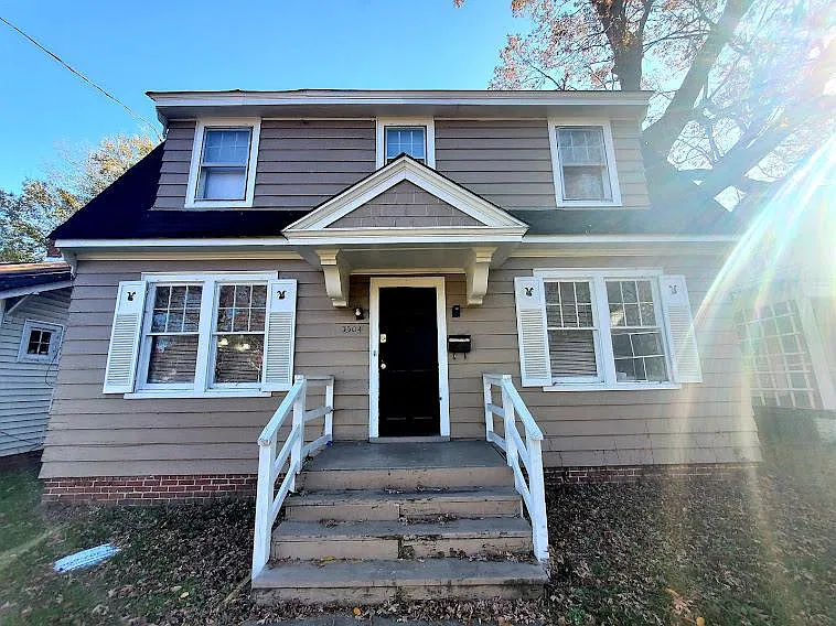 3504 E Broad Rock Rd
