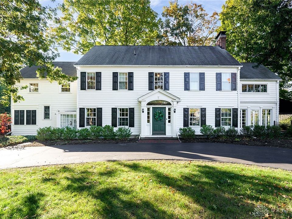 1st image of 3969 Applewood Ln