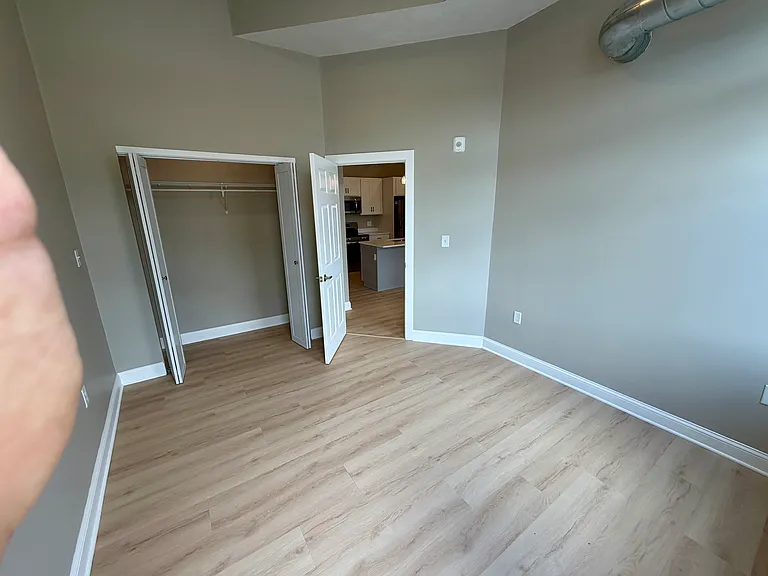 347-355 Main St #7 — Photo 10