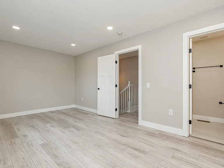 8720 Carr Loop — Photo 18