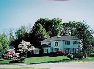 865 Cathcart Rd, Blue Bell, PA 19422