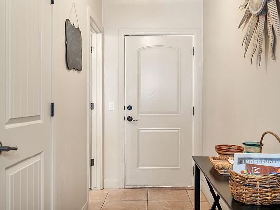 3rd image of 370 W Buena Vis #193