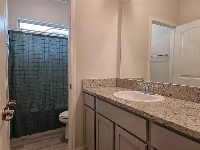 109 Oak Landing Ln — Photo 13
