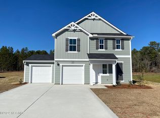 185 Walters Run Dr, Raeford, NC 28376