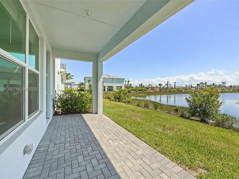 3542 NW Solange Ct — Photo 33