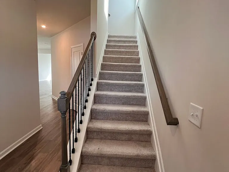 293 Mansell Park — Photo 21
