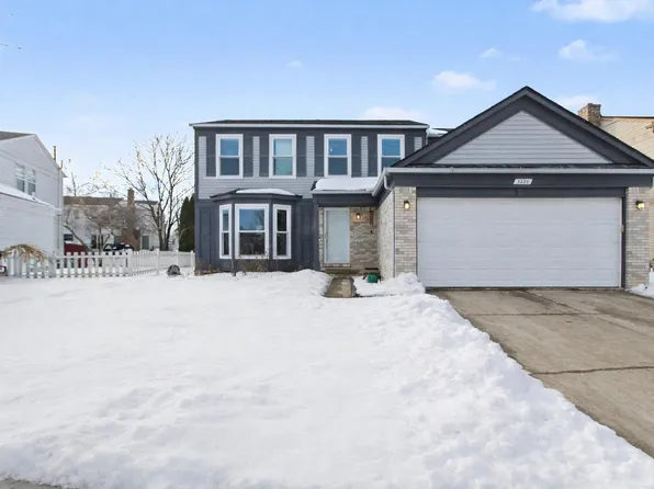 3220 Monument Dr, Ann Arbor, MI 48108