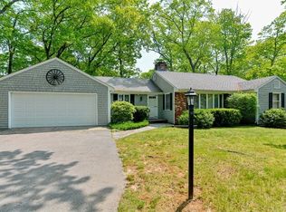21 Wagon Wheel Rd, North Attleboro, MA 02760