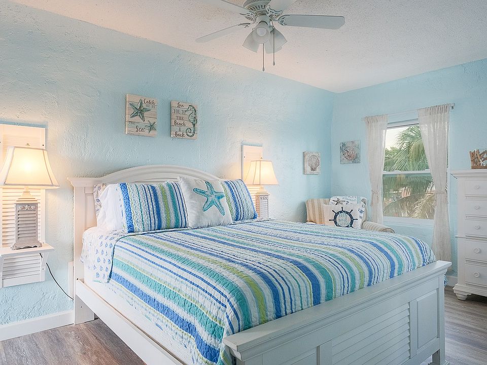 1st image of 7001 Gulf Blvd APT 2