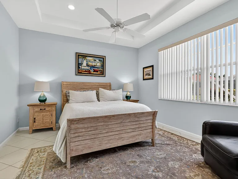 7116 Cataluna Cir — Photo 18