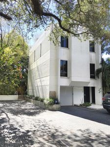 2980 Jackson Ave, Miami, FL, 33133