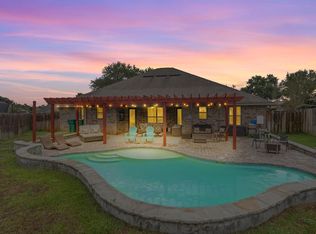 4646 Chanan Dr, Crestview, FL 32539