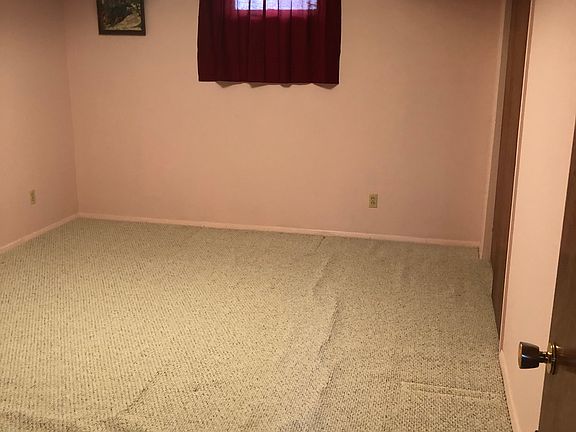Basement bedroom