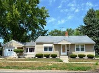 716 6th Ave, Aurora, IL 60505