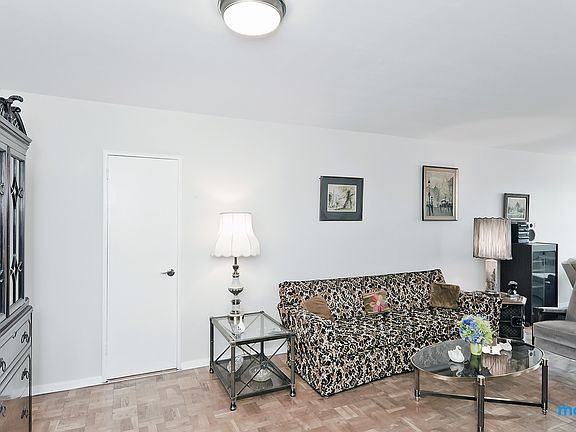 3rd image of 3530 Henry Hudson Pkwy APT 14H