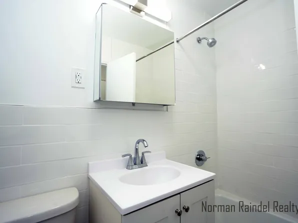 117-12 Ocean Pm image 18 of 40