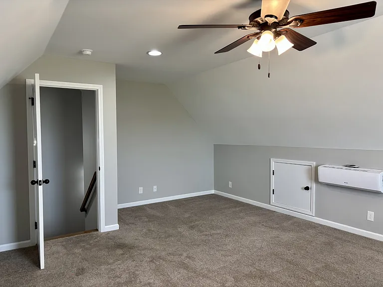 51 Regency Pl — Photo 22