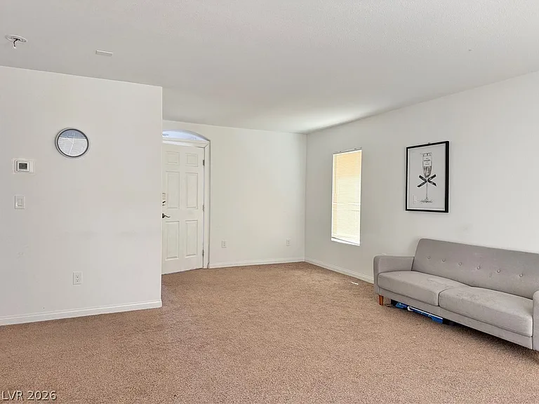 7777 Westwind Rd — Photo 4
