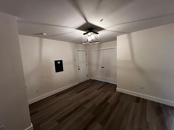 3rd image of 184 Liberty St #2B