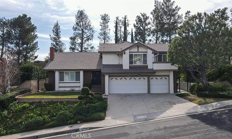 1st image of 11861 Darby Ave