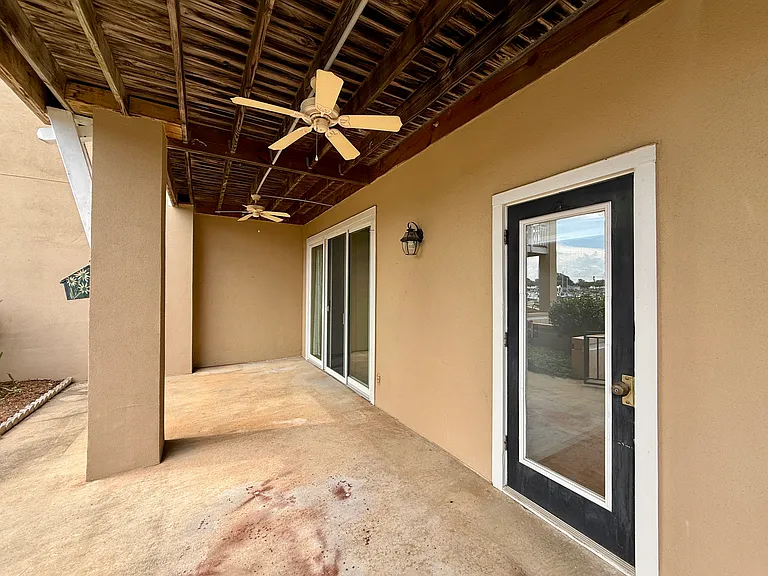 18009 Kings Point Dr #D — Photo 23