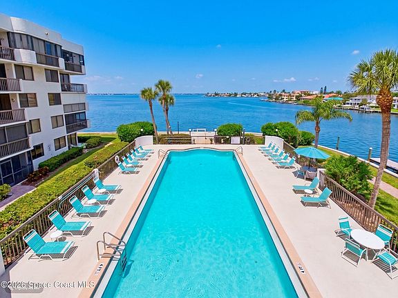 3rd image of 300 Columbia Dr #505-1