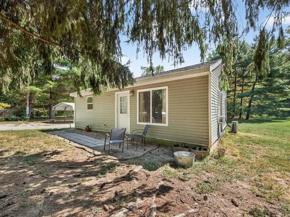 9664 E Washboard Rd, Solsberry, IN 47459