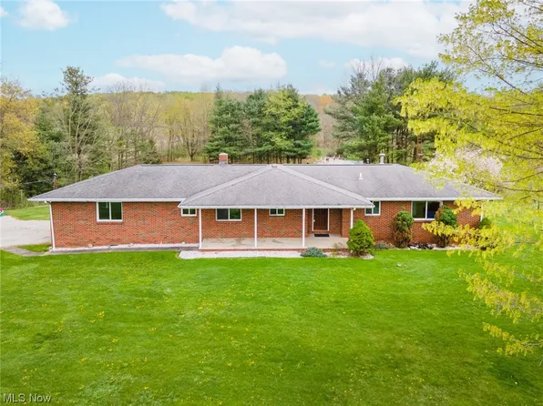 9515 S Pricetown Rd, Berlin Center, OH 44401