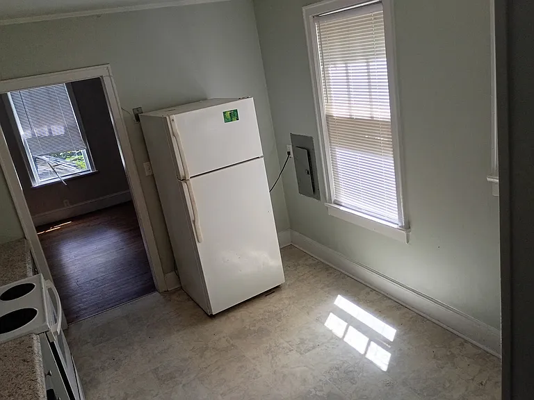 1450 Kingston Rd — Photo 5