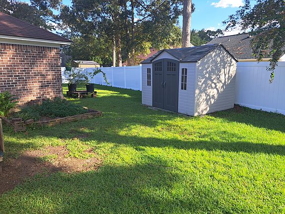 Nice, large Storage Shed