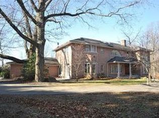 90 Case St, Norwich, CT 06360