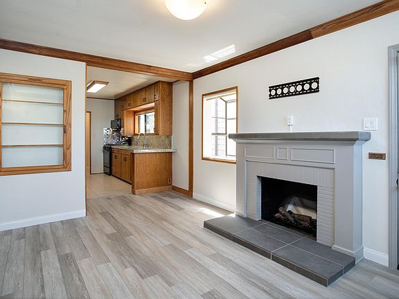 3rd image of 2104 Monterey Blvd #2