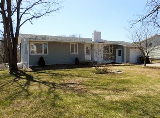 77 Sand Rd, Morrisonville, NY 12962