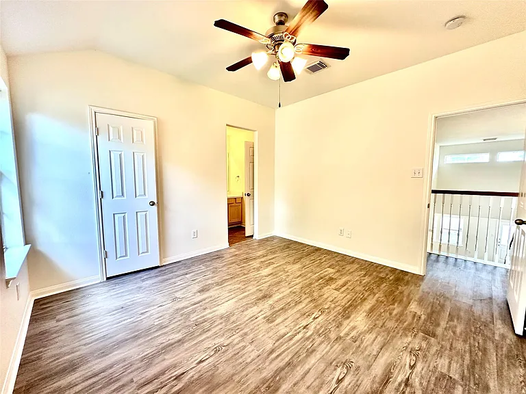 25311 Clover Ranch Dr — Photo 23
