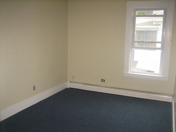 4th image of 60 King St #2