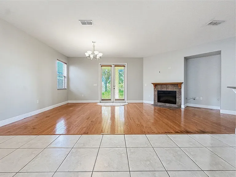 10250 Malpas Point — Photo 11