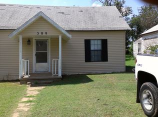 308 SW Summit Ave, Lawton, OK 73501