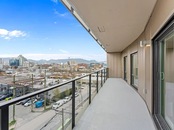 1888 Scotia St, Vancouver, BC