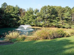 44 Colony Dr, Holbrook, NY 11741