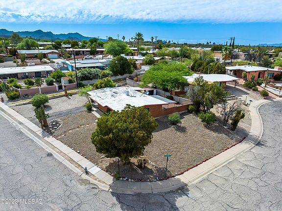 4th image of 725 N Avenida Feliz