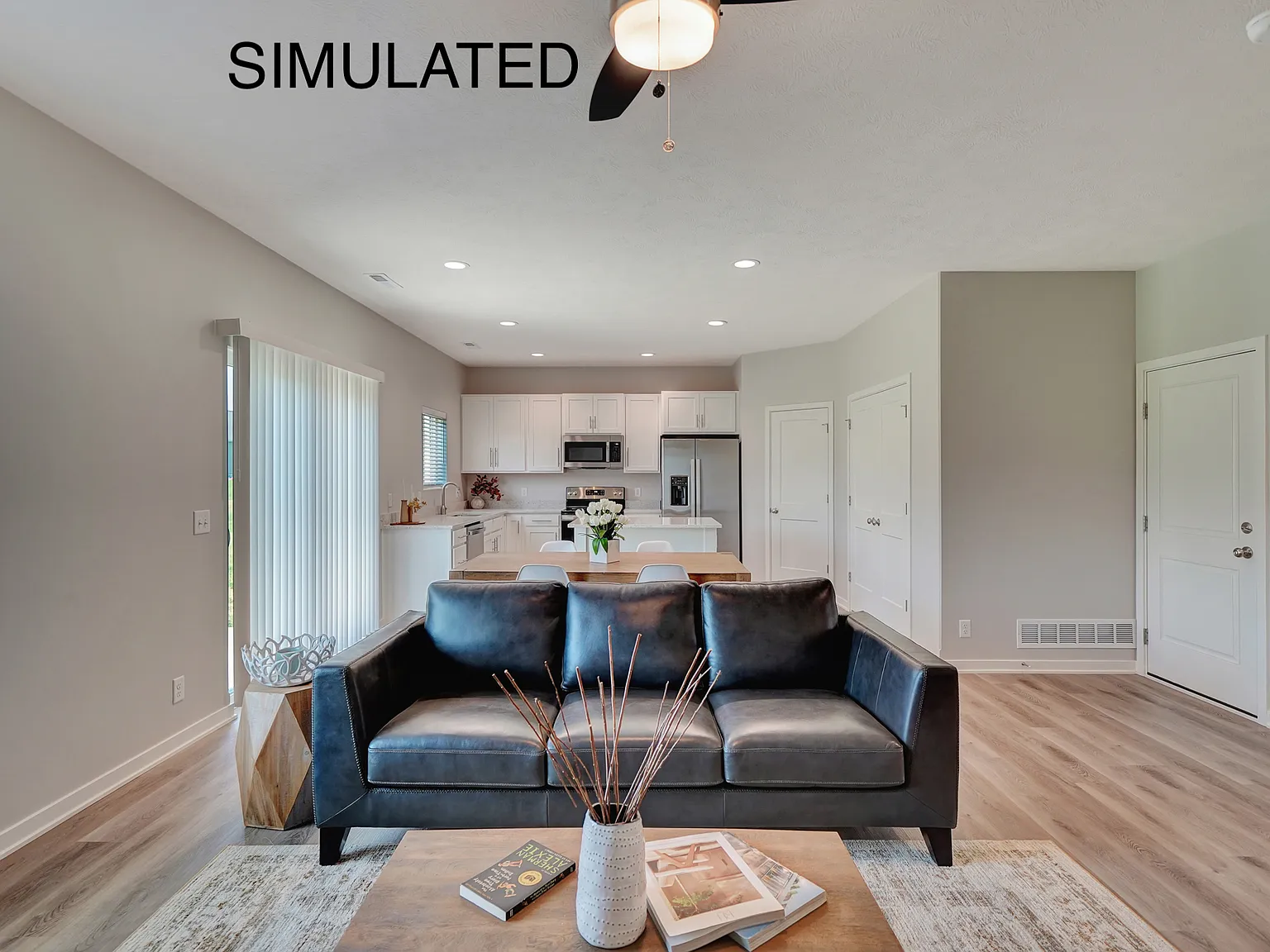 4 bed, 2.5 bath, 2054 sqft, $2,600 — Photo 4