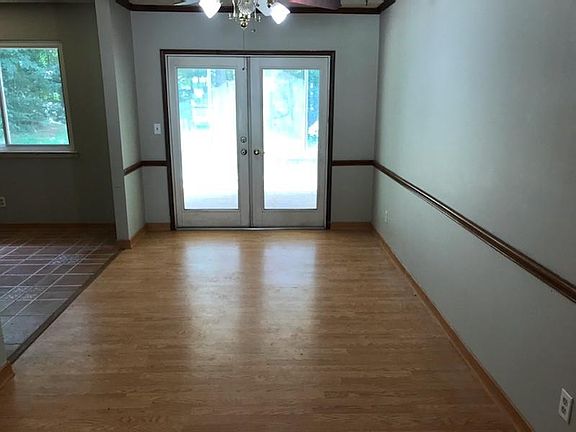 5th image of 1602 Silva Fox Ct