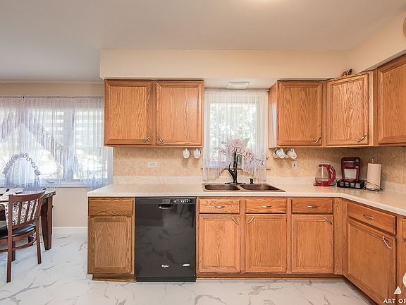 3rd image of 9144 S Major Ave