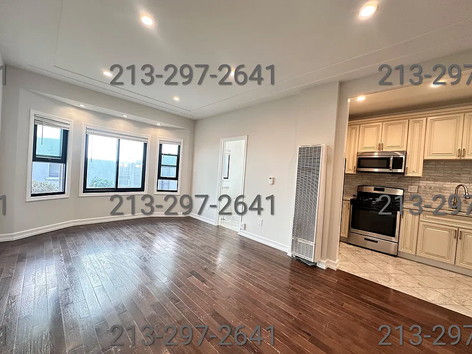 854 S Serrano Ave #104