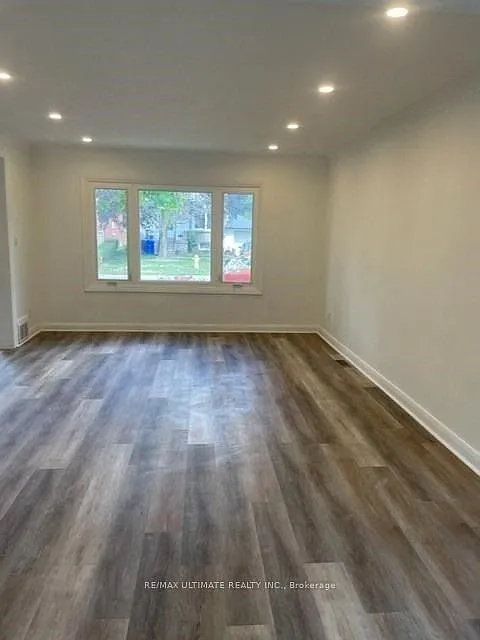 3 bed, $3,000 — Photo 4