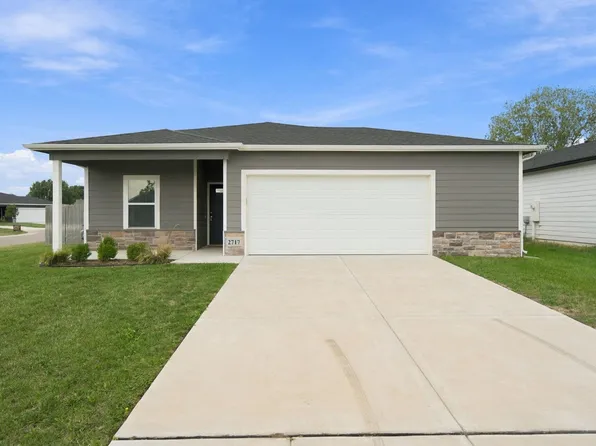 2717 S Cypress St, Wichita, KS 67210