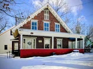 11 Pleasant Street, Phillips, ME 04966