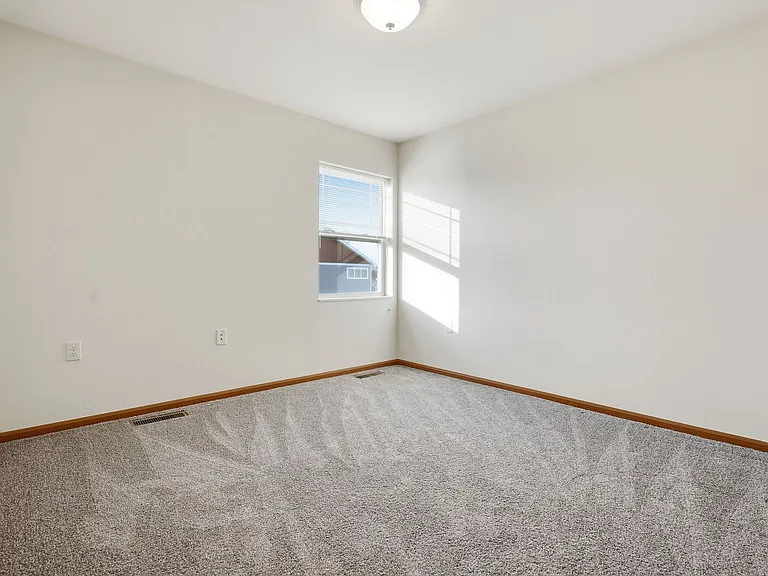 Whispering Echoes Townhomes — Photo 9